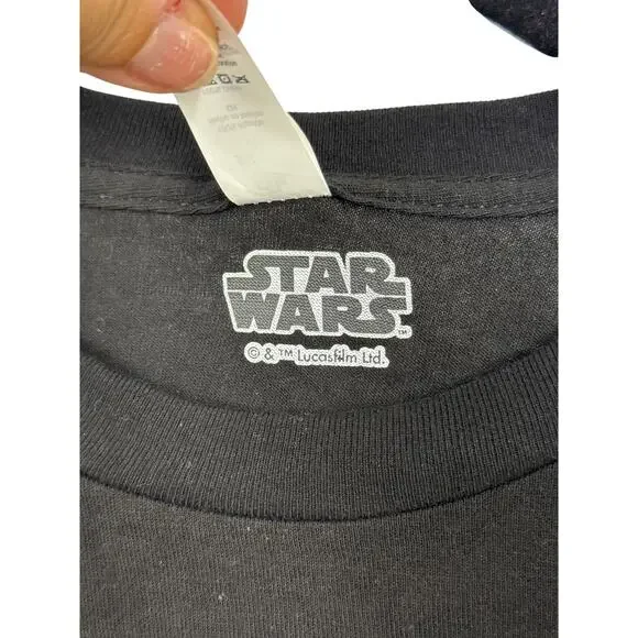 Just in 💫| Star Wars Retro Tropical Print Tshirt SZ S - Picture 3 of 7